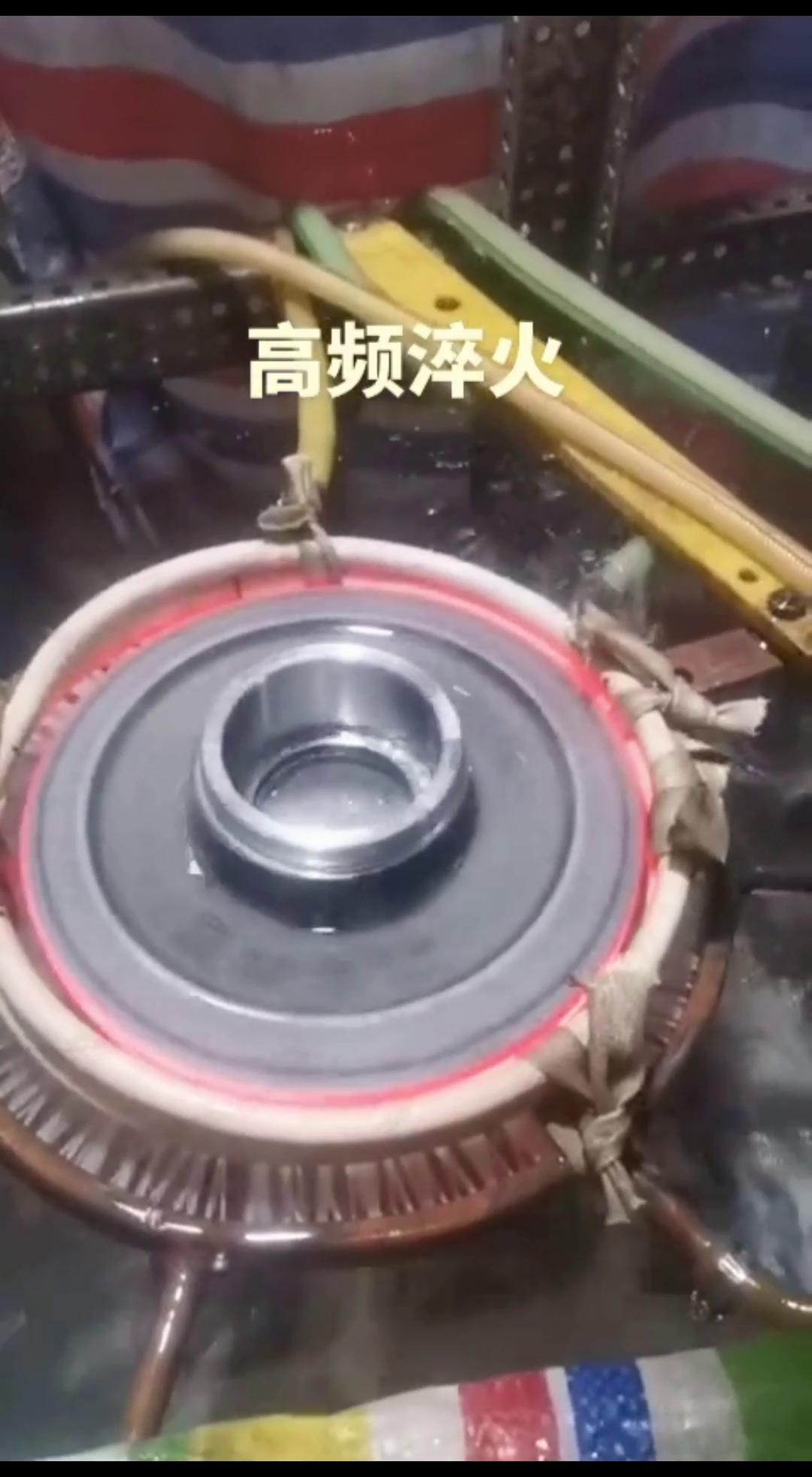 自動(dòng)化高頻淬火機(jī)床 適合各類軸齒輪淬火